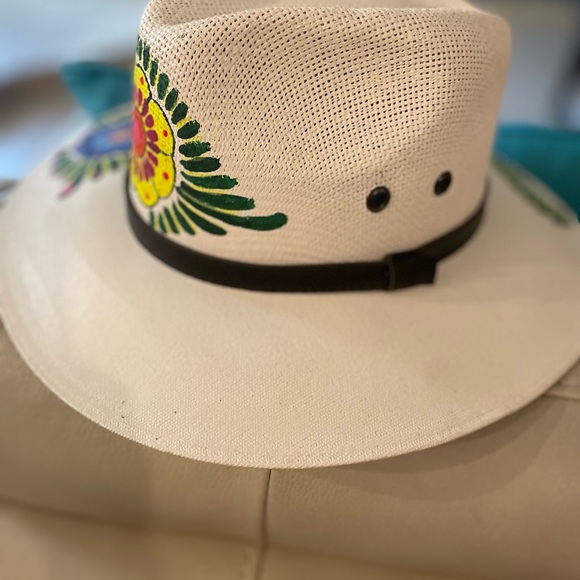 Hand painted cowboy hat - Picture 2 of 2